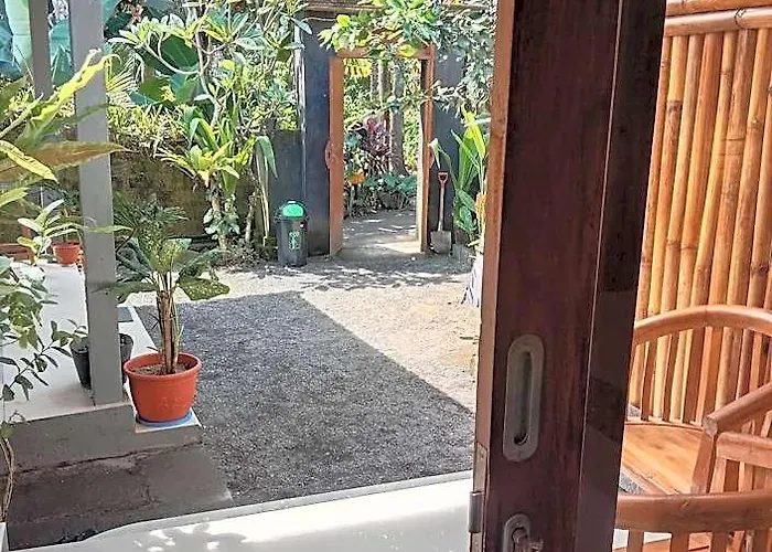 Abian Dauh Sidemen Herberg Karangasem